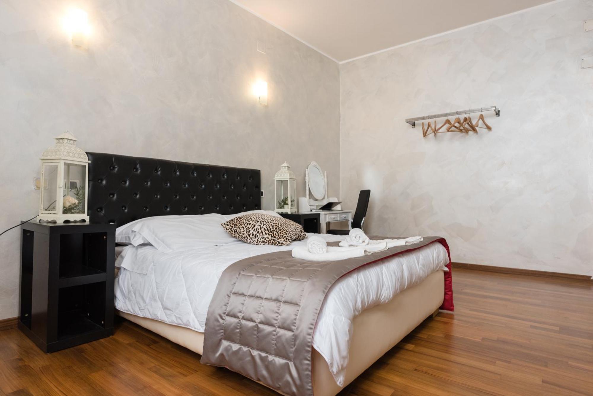 Prince'S Suite - Budget Rooms & Apt Piazza Del Popolo Roma Exterior foto